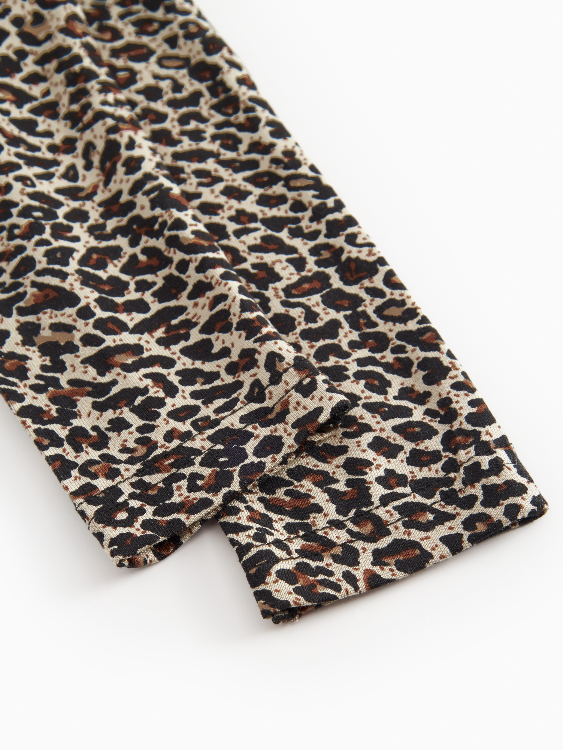 Zacht Baby Broekje - Leo Piva Modal - Biologisch katoen en modal - Panterprint - MarMar Copenhagen onderkant