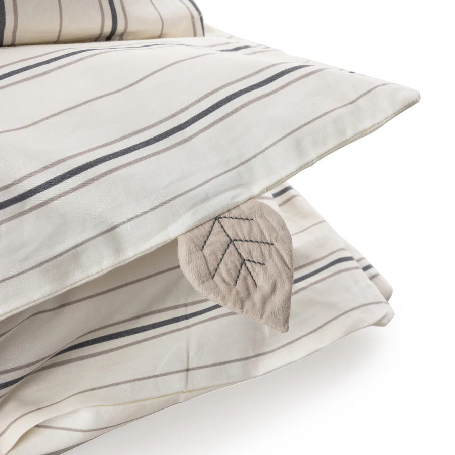 Dekbedovertrek - Percale Junior Bed linen (DK size) - 100x140cm & 40x45cm - Cream Stripe - HUSKS - productfoto - afbeelding 4