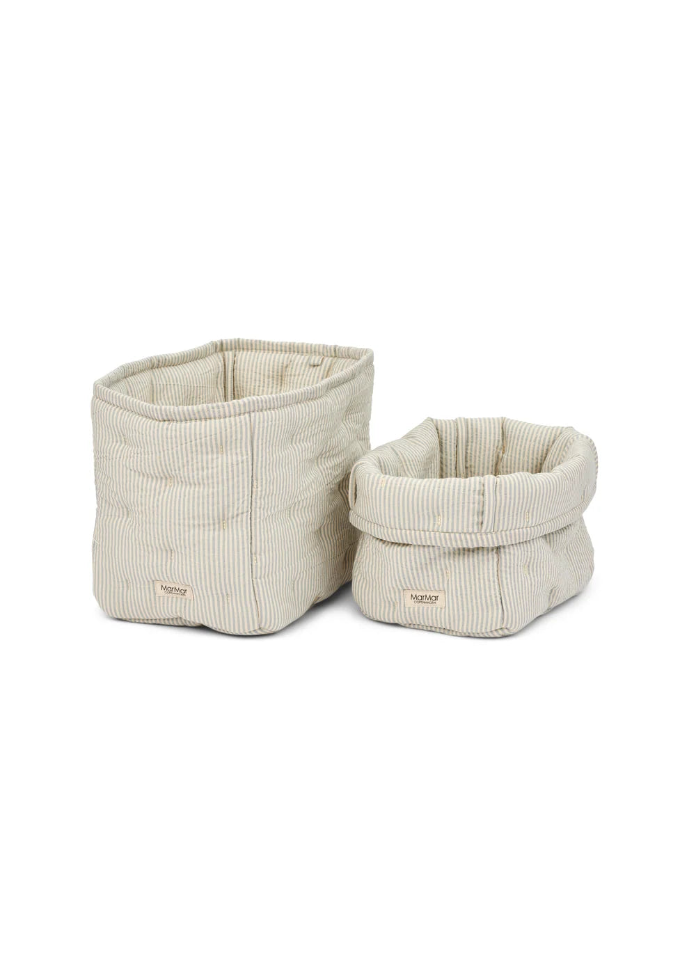 Nursery Storage Bags – Blue Stone Stripe – Lot de 2 paniers de rangement matelassés – Coton biologique – MarMar Copenhagen