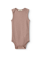 Mouwloze merinowollen romper - Bini Wool Pointelle - Burnt Rose - MarMar Copenhagen - voorkant