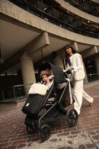 Stroller Mittens made of Merino Sheepskin - Noir + Milk - BINIBAMBA