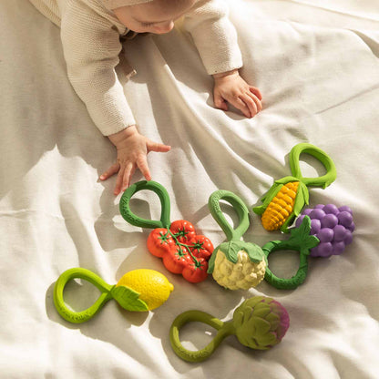 Bloemkool rammelaar & bijtring - 0+ jaae - Cauliflower Rattle Toy - Natuurrubber - Oli&Carol