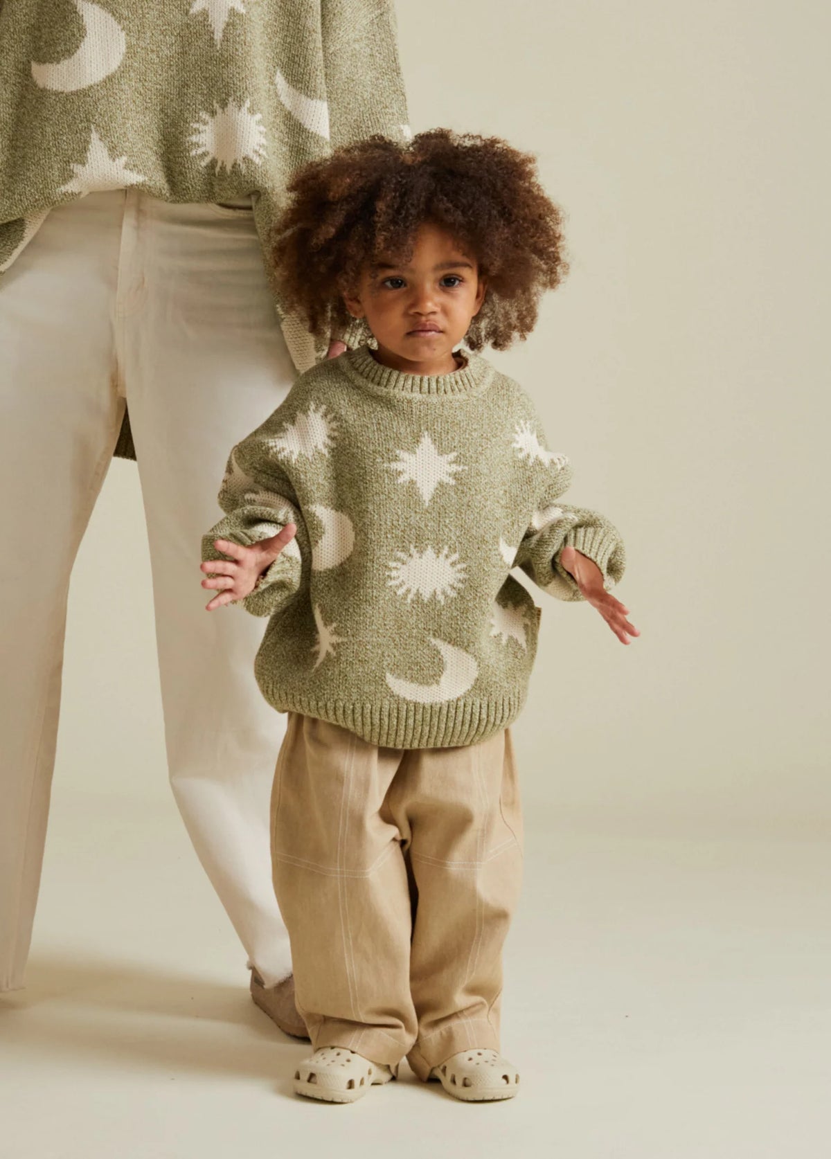 Moon & Stars Sweater Matcha – 100 % Coton Biologique – Claude & Co