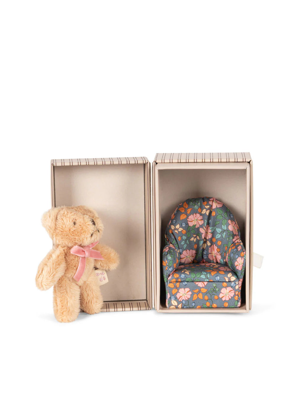 Oda the Tiny Teddy - Mini Knuffelbeer In Doosje - Konges Sløjd