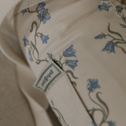 Baby Nest - Bellflower - Babylift - Organic cotton - Blue flowers - Garbo & Friends