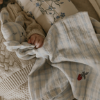 Knuffeldoekje beer - Biologisch katoen - Muslin Bear - Gingham Sky blue - Garbo&Friends