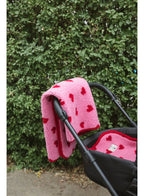 Alwero x Salty Stitch – Wieg-/Kinderwagenonderlegger – Bubble Gum Heart – 100% Merinowol