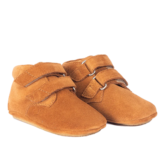 Angulus - Zachte en flexibele leren prewalkerschoen Baby schoentje - Cognac - Suede - 100% Chroomvrij leer - vooraanzicht