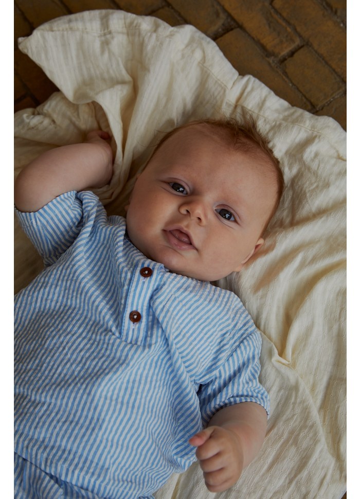Top en broekje set - Seersucker Baby Set - Biologisch katoen - Blauw/wit gestreept - Copenhagen Colors lifestyle