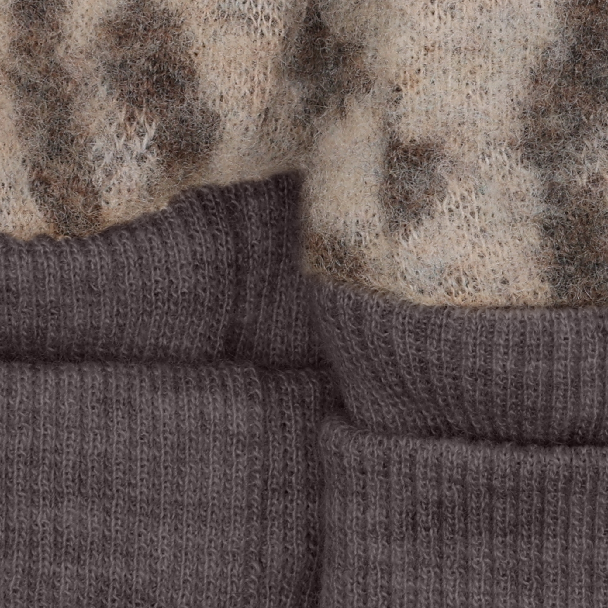 Baby wantjes - Merino wol fleece 2-laags - HUTTEliHUT close up