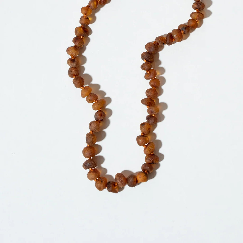 Raw Caramel Adult Necklace – Damenkette aus rohem karamellfarbenem Bernstein – Nirrimis