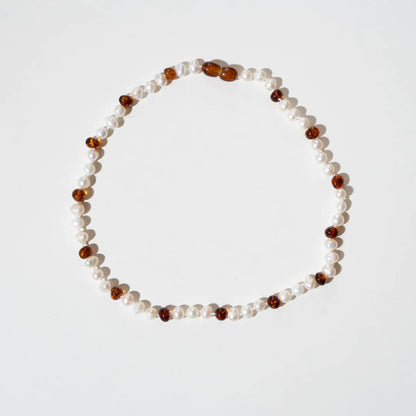 Barnsteen en parelketting - Pearly Caramel - 32 cm - Kids 0-3 jaar - Nirrimis