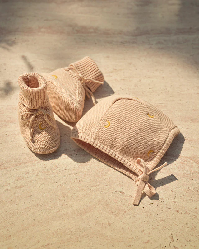 Knitted Hat and Booties Set - Gift Set - Organic Cotton - Moonboon