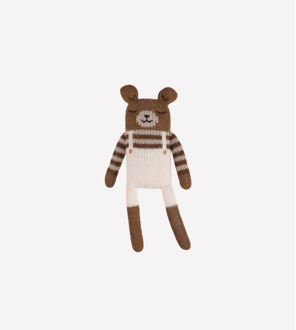 Gestrickter Kuschelbär/Teddy – Ecru-Overalls – Alpakawolle – Main Sauvage