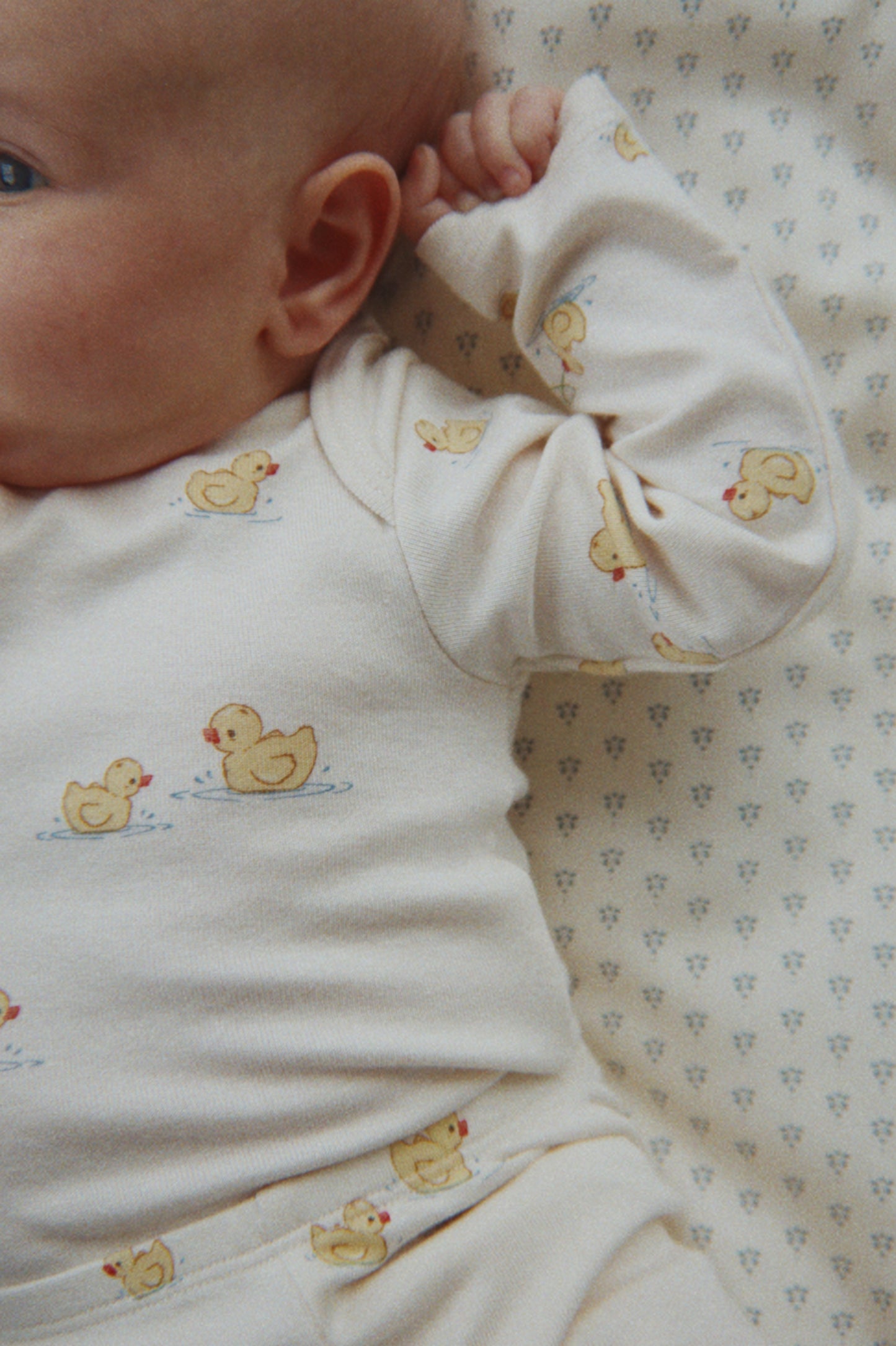 Baby legging Bello Pants met eendjesprint – Fanga Mio – Biologisch katoen en modal – Konges Sløjd