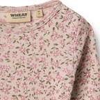 Wollen romper - Lucca -  Pale Lilac Flowers/Bloemenprint - 100% merino wol - Wheat close up